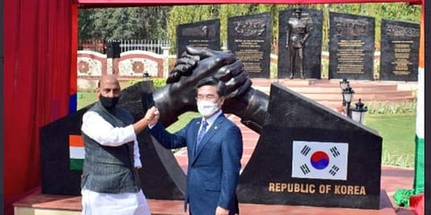 An Indo-Korean friendship park was jointly inaugurated on Friday by Defence Minister Rajnath Singh and Minister of National Defence of South Korea Suh Wook. (Photo | Twitter @westerncomd_IA)