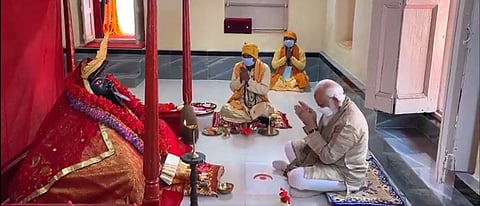 PM Narendra Modi prays at the Jeshoreshwari Kali Temple. (Photo| Twitter)