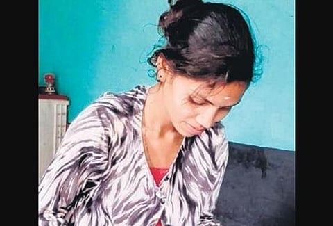 Postgraduate tribal girl from Karnataka works as farm hand to chase her KAS dream