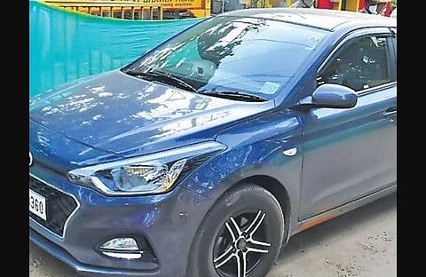 The woman involved in the CD row arrives at the SIT office to record her statement in Bengaluru on Tuesday