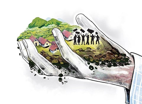 The minister directed the officials to examine the applications with a humane approach and resolve the farmers’ issues.