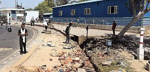 The spot where the lorry ran over homeless people sleeping on footpath in Kashmere Gate on Wednesday morning | PARVEEN NEGI