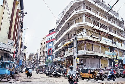 Shops at Begum Bazar remain closed in wake of the rising Covid-19 cases in Hyderabad | R V K Rao