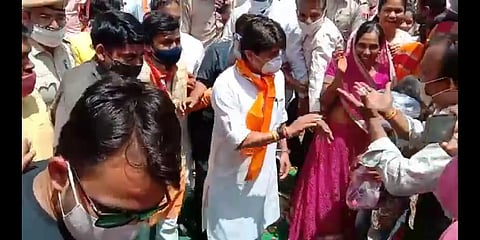 Locals welcome Rajya Sabha MP Jyotiraditya Scindia in Gangapur on Sunday. (Photo | Express)