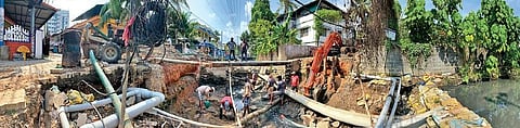 Corporation workers reconstructing a culvert in Thevara-Perandoor canal in Elamakkara |  Albin Mathew