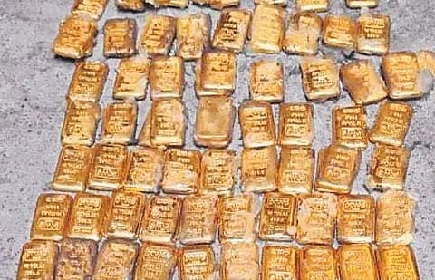 14.7 kg of smuggled gold seized at Kochi Port