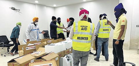 Free oxygen concentrators and wood for Delhi crematorium