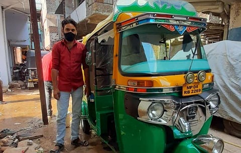 Javed Khan with his autorickshaw-ambulance in Bhopal (Photo | Special arrangement)