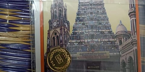 At least 149 gold coins distributed to voters seized in Karaikal