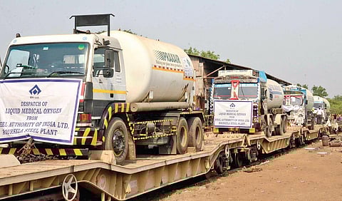 The Medical Oxygen Express with four tankers carrying LMO from RSP before its departure from Rourkela. (Photo| EPS)