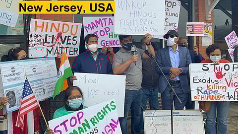 Protestors carried placards reading 'Hindu Lives Matter', 'Protest Against Hindu Genocide' (Photo | Twitter @KapilMishra_IND)