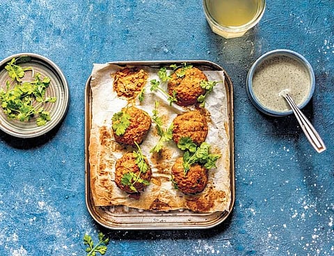 According to clinicians, following a strict diet and using a few mandatory ingredients in your food can help prevent a sunstroke.