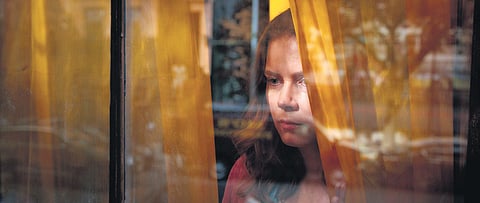 'Woman in the Window' movie review: An unsatisfying jumble of genre tropes