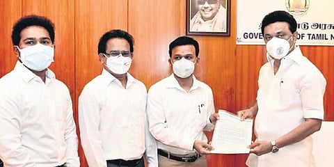 CM MK Stalin receives Rs 1 crore donation from President of SRM Institute of Science and Technology, Dr P Sathyanarayanan, towards COVID relief fund. (Photo| EPS)