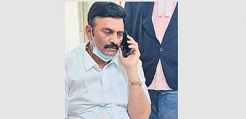  Rebel YSRC MP K Raghu Rama Krishnam Raju