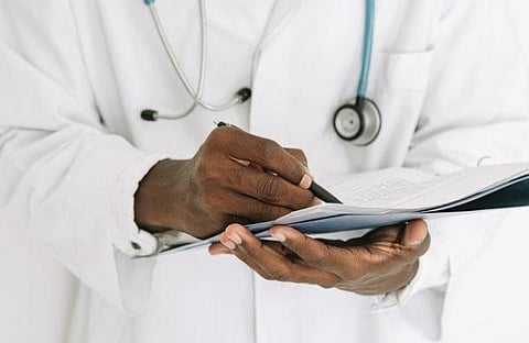 Hiring med students to battle Covid