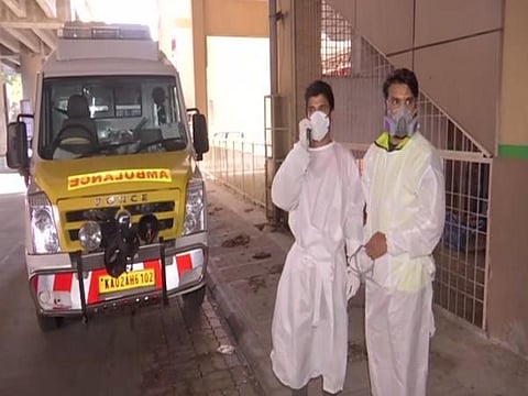 Bike-brothers Muteeb Zoheb and Murthaza Junaid volunteer as ambulance drivers.