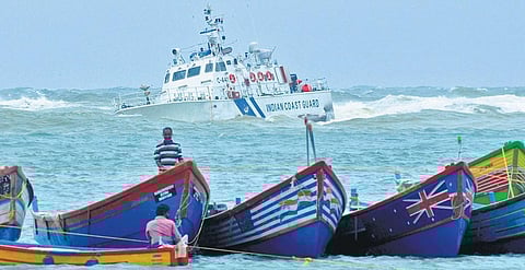 A Coast Guard boat searching for the missing fishermen near Vizhinjam harbour | B P DEEPU
