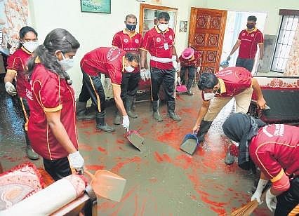 Civil Defence Volunteers team up in the fight against Covid
