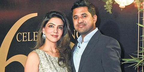 Dhruv Lamba (R) and his wife Mandira