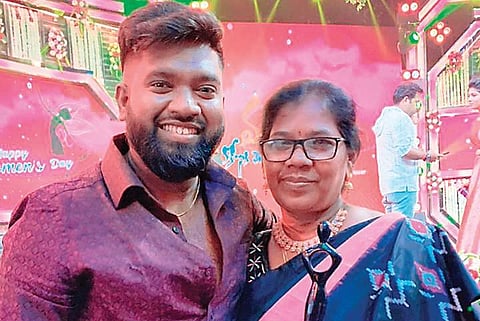 Rapper Roll Rida and his mom