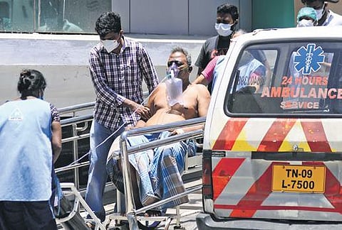 A Covid patient on oxygen support being taken to RGGGH in Chennai on Saturday | DEBADATTA MALLICK