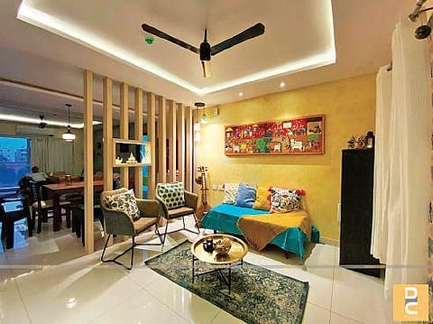 People who do not want to experiment with colours and have an ‘anything works’ attitude usually go for a light blue or a light green, which are soothing to the eye.