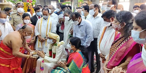 Chief Justice of India NV Ramana with his family at Yadadri temple. (Photo| EPS)