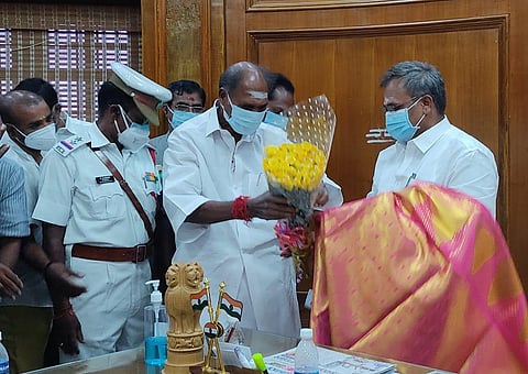 Puducherry chief minister N.Rangasamy wishing the newly elected assembly speaker Selvam on Wednesday. (Photo | Express)