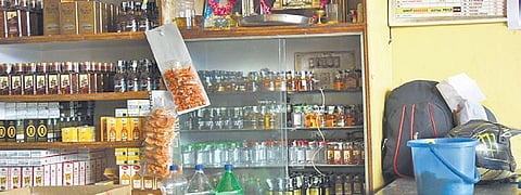 Excise licencees want govt to give concession in fee