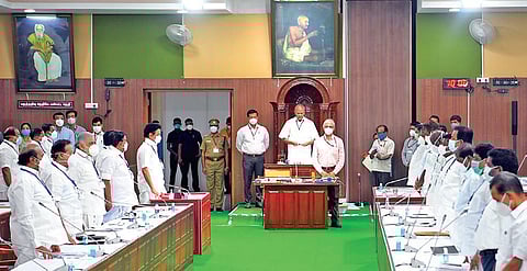 The Assembly paid tributes to actor Vivek, writer Ki Rajanarayanan and former members of the House, during the session on Tuesday