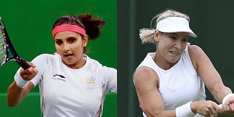 Sania Mirza (L) and Bethanie Mattek-Sands. (File photo| AFP)