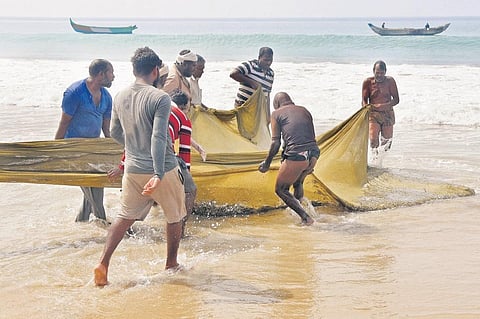 Kambavala fishermenembarking on fishing trip for the day | BP Deepu