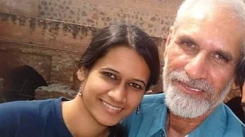Activist Natasha Narwal (L) and her father Mahavir Narwal. (Photo | Twitter)