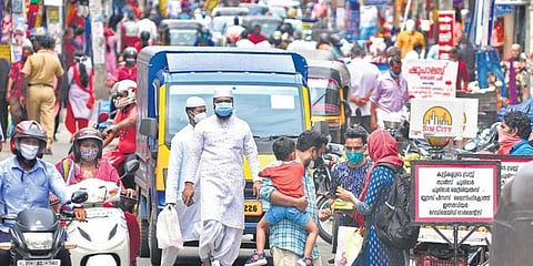 The rush returns to Chalai market in Thiruvananthapuram after shops were allowed to open as part of lockdown relaxations in view of Bakrid. (Photo | B P Deepu, EPS)