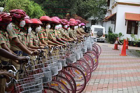 Pink Patrol Team to the aid of women