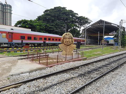 It was unveiled on Monday following 45 days of work on 800 kilograms of scrap by engineers of the Yesvantpur Coaching Depot.