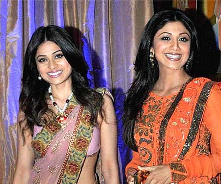 Shamita and Shilpa Shetty (Pic: PTI).