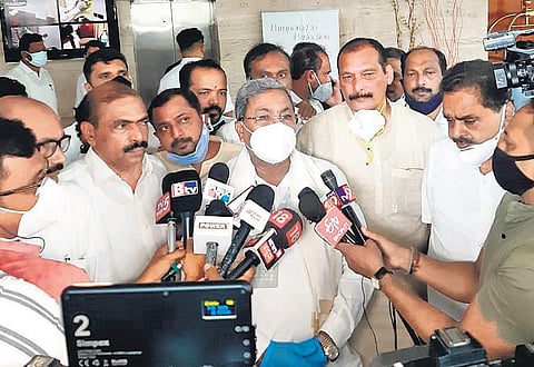 Former chief minister and Congress Legislature Party leader Siddaramaiah interacts with the media, in Mangaluru on Friday
