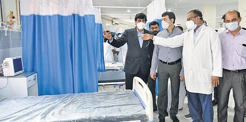 Jayesh Ranjan, Principal Secretary of IT Department, inspects the new ICU beds at Osmania General Hospital in Hyderabad on Sunday, July 25, 2021. (Photo | RVK RAO)