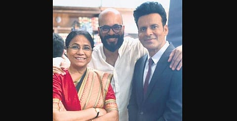 Suparn Verma on the sets of The Family Man with Seema Biswas and Manoj Bajpayee