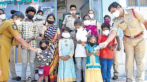 Operation Muskaan aims to trace and identify missing children and adolescents working in hazardous occupations. Representational Image (Photo | EPS)