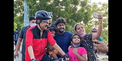 The normal cycling routine of Stalin was to start at Muttukadu, ride for about 5 km till Café 4 U, enjoy a cuppa and continue riding to Mahabalipuram. (Photo | Twitter/@TamilTrends)