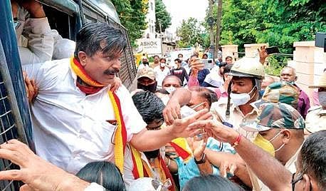 10 Kannada activists detained in Belagavi for flouting Covid norms