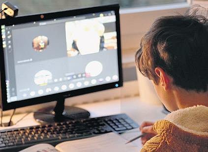 Online classes not ‘easy on the eyes’ for schoolchildren