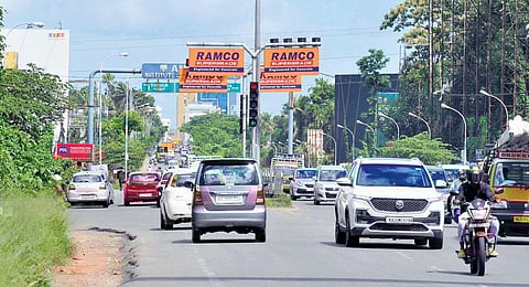 Vehicles are passing through the busy NH66 stretch near Edappally Junction  | A Sanesh