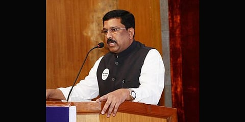 Dr Syed Naseer Hussain