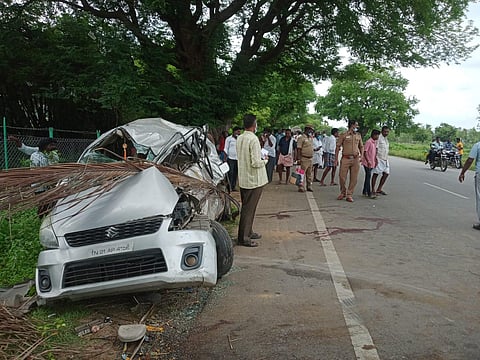 Six of a family, including a kid, die in car-truck collision in Tiruvannamalai (Photo | EPS)