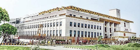 After HC request, govt to build G+3 building on Amaravati site