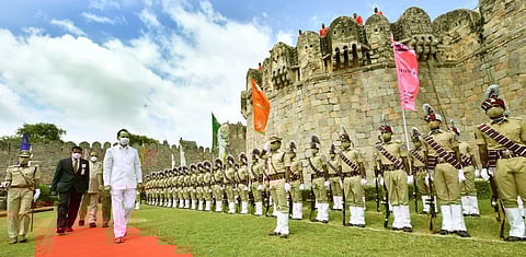 Telangana CM K Chandrasekhar Rao given the guard of honour on Independence Day at Golconda Fort. (Photo | Express)